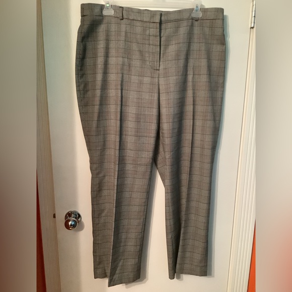 Ladies Slacks - Picture 2 of 4